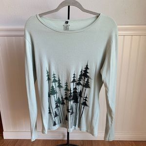 Green 3.  Women’s Xl
